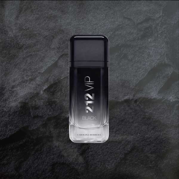 عطر ادکلن کارولینا هررا 212 وی ای پی